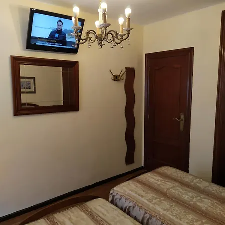 公寓 Apartamento Oviedo Centrico 4 Personas