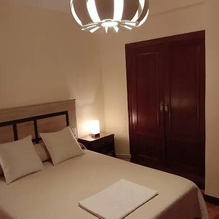 Apartamento Oviedo Centrico 4 Personas 奥维耶多