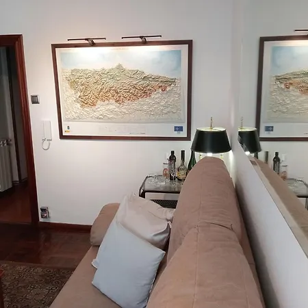 Matrimonial Centro Ciudad منزل للإقامة